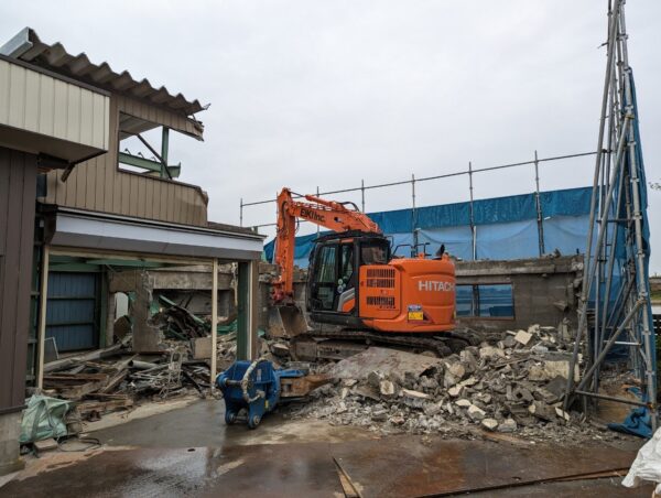 富山市の解体工事ブログ　「納屋・小屋・倉庫・蔵・物置」の違い