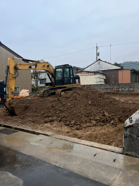 富山市の解体工事会社EIKI Inc.　CB造の解体工事の更地つくり