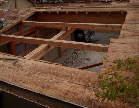 車庫の屋根の解体撤去2