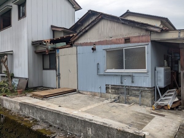 富山市の空き家の木造住宅